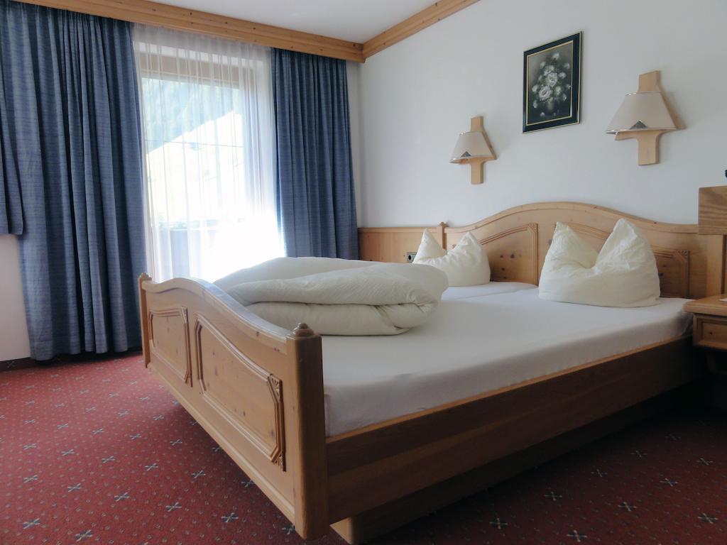 Gaestehaus Alpenland Tux Cameră foto