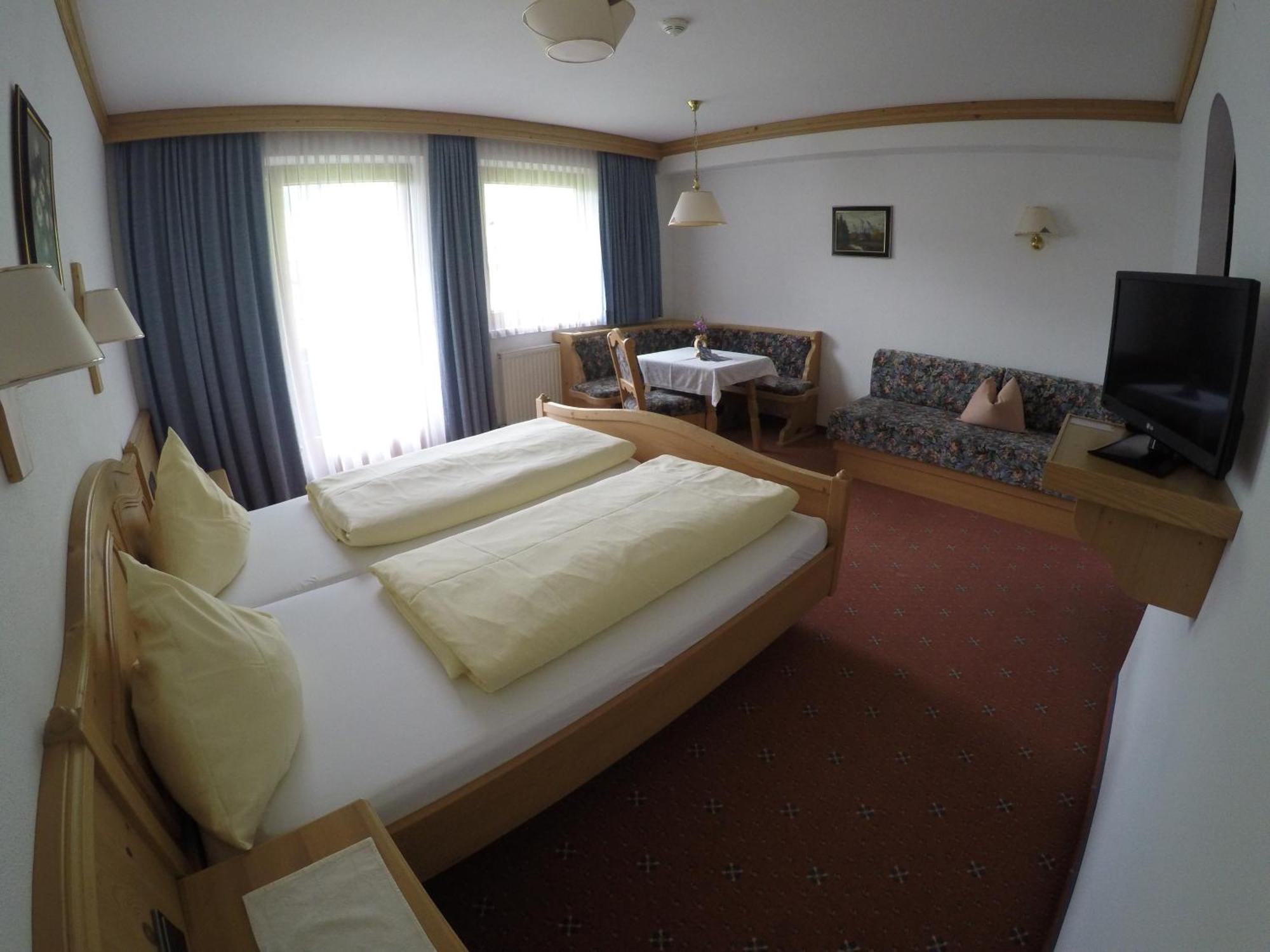 Gaestehaus Alpenland Tux Cameră foto